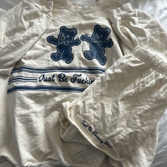 Cream and Blue Bear Graphic Lounge Set - Picture 1 of 4